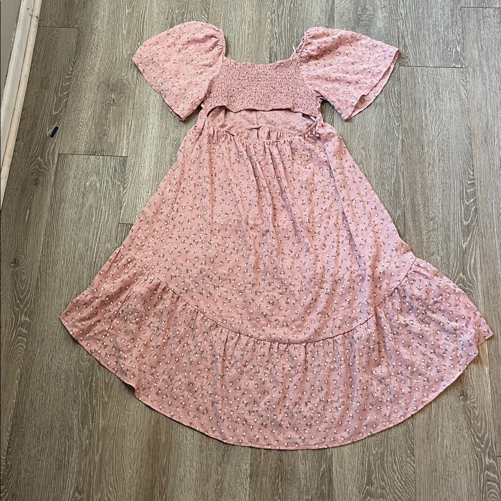 Umgee Pink Floral smocked floral midi dress size medium open back Easter spring - Picture 6 of 6